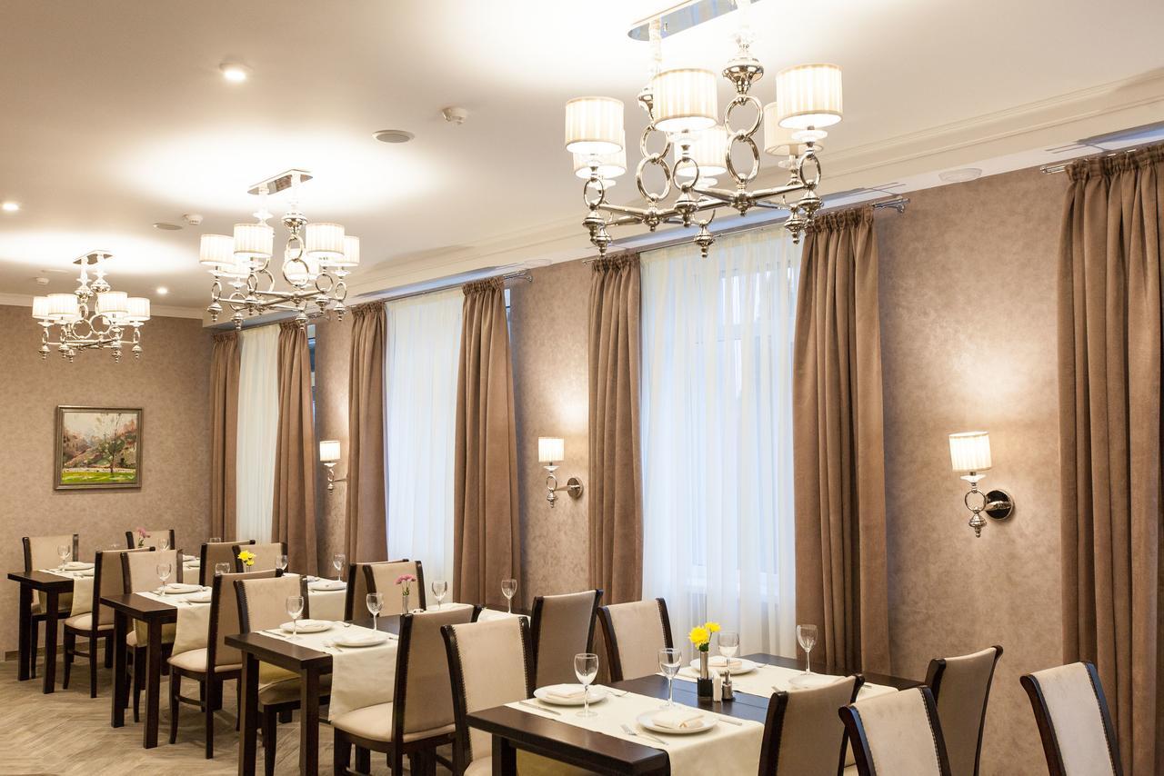 West Park Hotel Sofiivska Borshchahivka エクステリア 写真