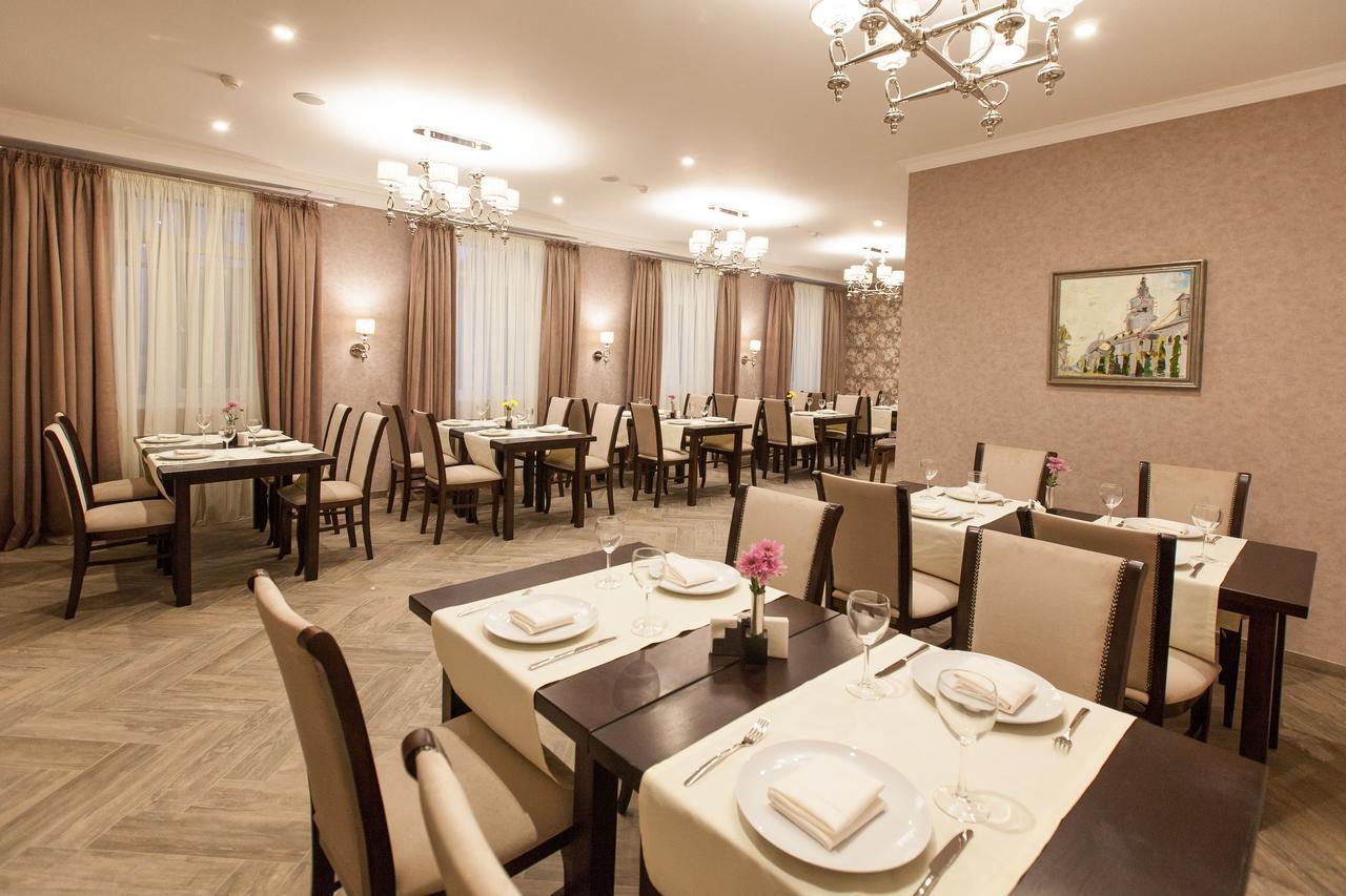West Park Hotel Sofiivska Borshchahivka エクステリア 写真